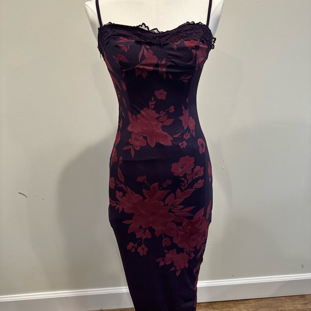 Floral Lace Trim Dress - Black and Red